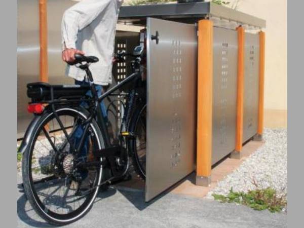 Holz-Metall Fahrradhaus für 2 Fahrräder