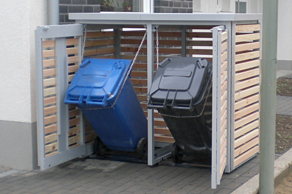 Mülltonnenbox für 3 Mülltonnen BP-System - geöffnet